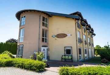 Burghotel Wrege.JPG