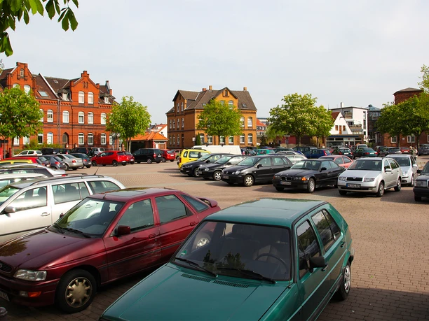 Peine_Hagenmarkt_Parken.jpg