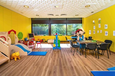 AHORN HARZ HOTEL BRAUNLAGE - Yoki - AHORN Kinderwelt AHORN HARZ HOTEL BRAUNLAGE - Yoki - AHORN Kinderwelt