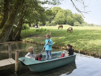 Boot CC BY-SA - LTM.jpg