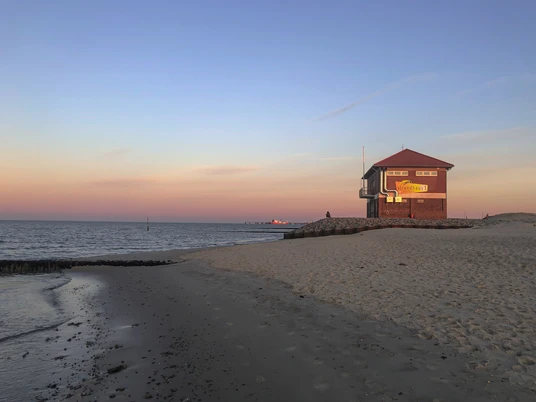 POI-Hooksiel-Strandhaus1-Wangerland Touristik GmbH.jpeg