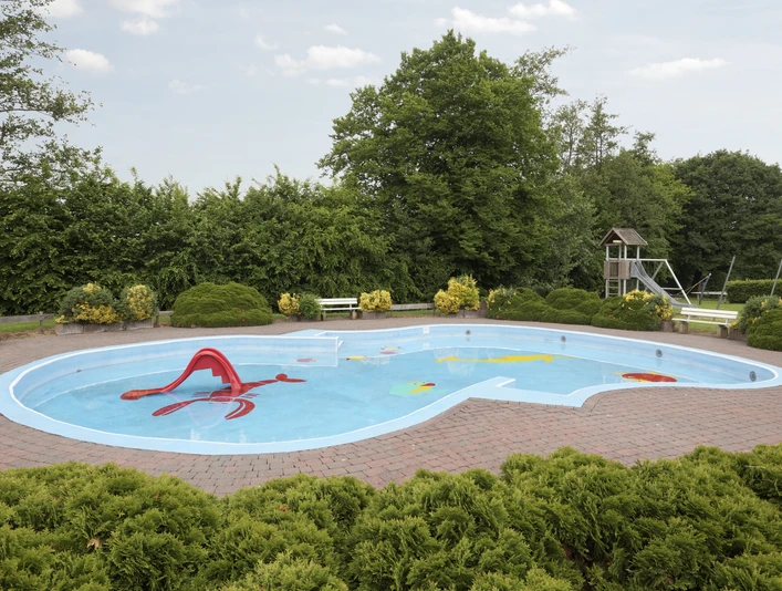 Freibad Barntrup Kinderbecken CC BY-SA - LTM.jpg
