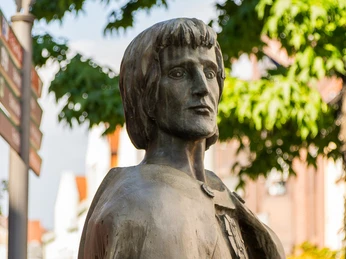 Graf Gunzelin_Portrait.jpg