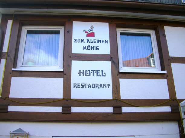 Kleiner König, Fassade.JPG