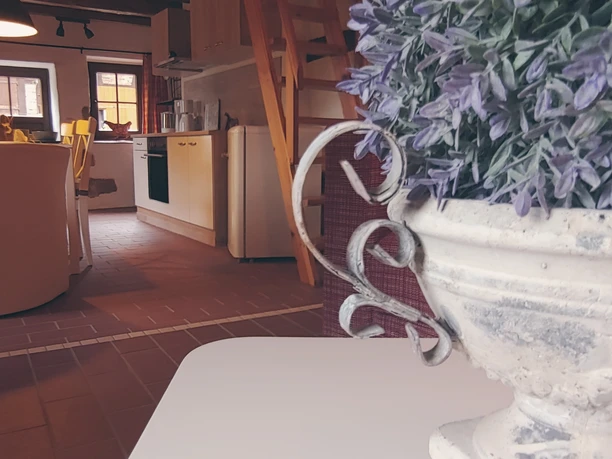 Leitertreppe zum Schlafboden, Küche CC BY-SA - Sievers.jpg