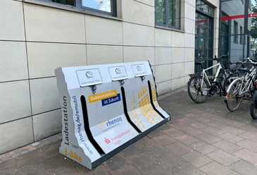 E-Bike Ladestation Kreissparkasse.jpg