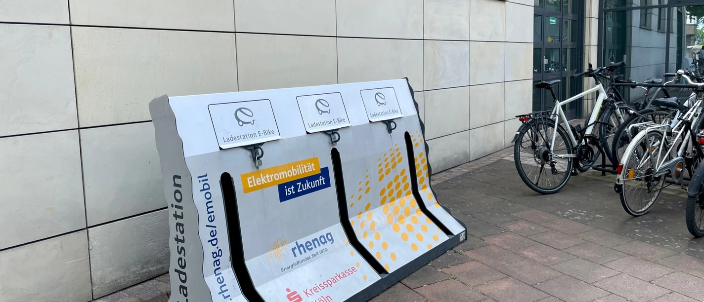 E-Bike Ladestation Kreissparkasse.jpg