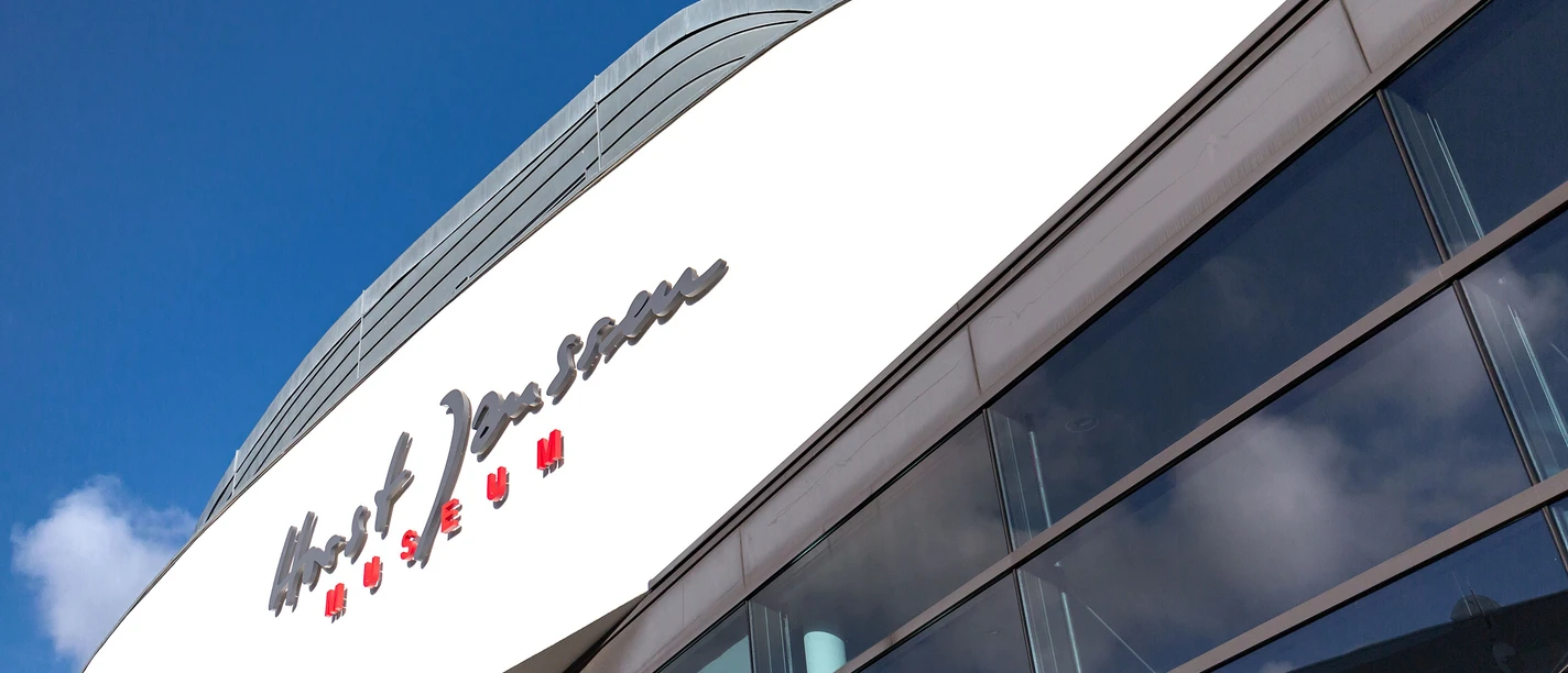 Horst-Janssen-Museum Oldenburg Horst-Janssen-Museum Oldenburg lettering on the facade