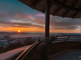 Sonnenaufgang Ruine Löwenstein