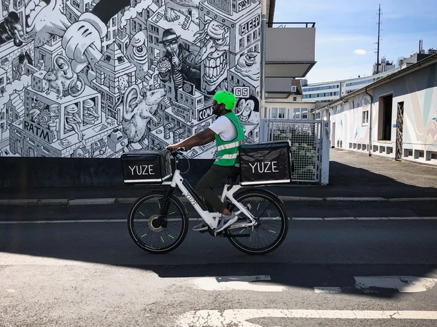 YUZE Fahrer3.jpg
