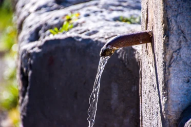 Stockbild-Brunnen.jpg