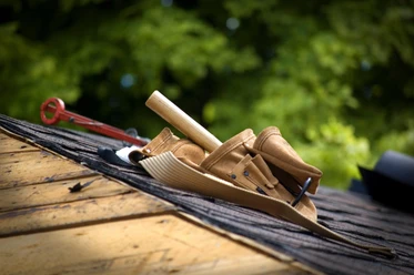 Stockbild-Dachdecker.jpg