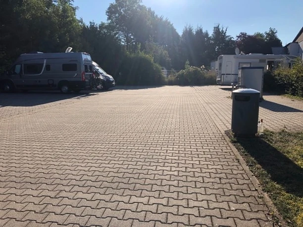 Stellfläche WoMo Stellplatz