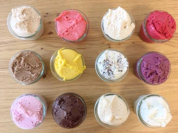 Eissortenvielfalt im Eiswerk