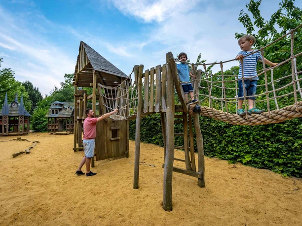 Holzspielplatz Klein Wernigerode im Bürgerpark Holzspielplatz Klein Wernigerode im Bürgerpark