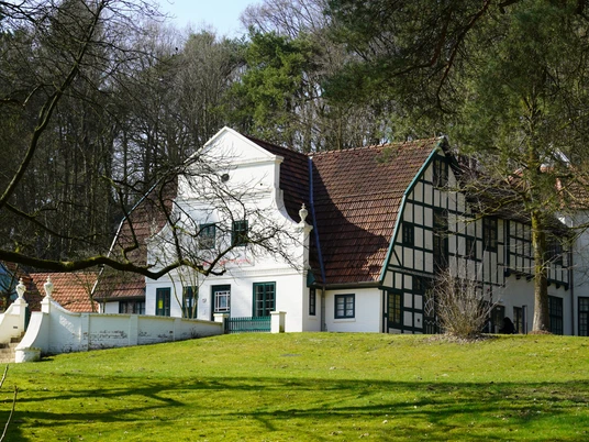 Barkenhoff im Frühling.JPG