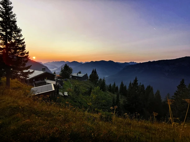 Brunnenkopfhäuser Sonnenuntergang (c)Brunnenkopfhütte.jpg