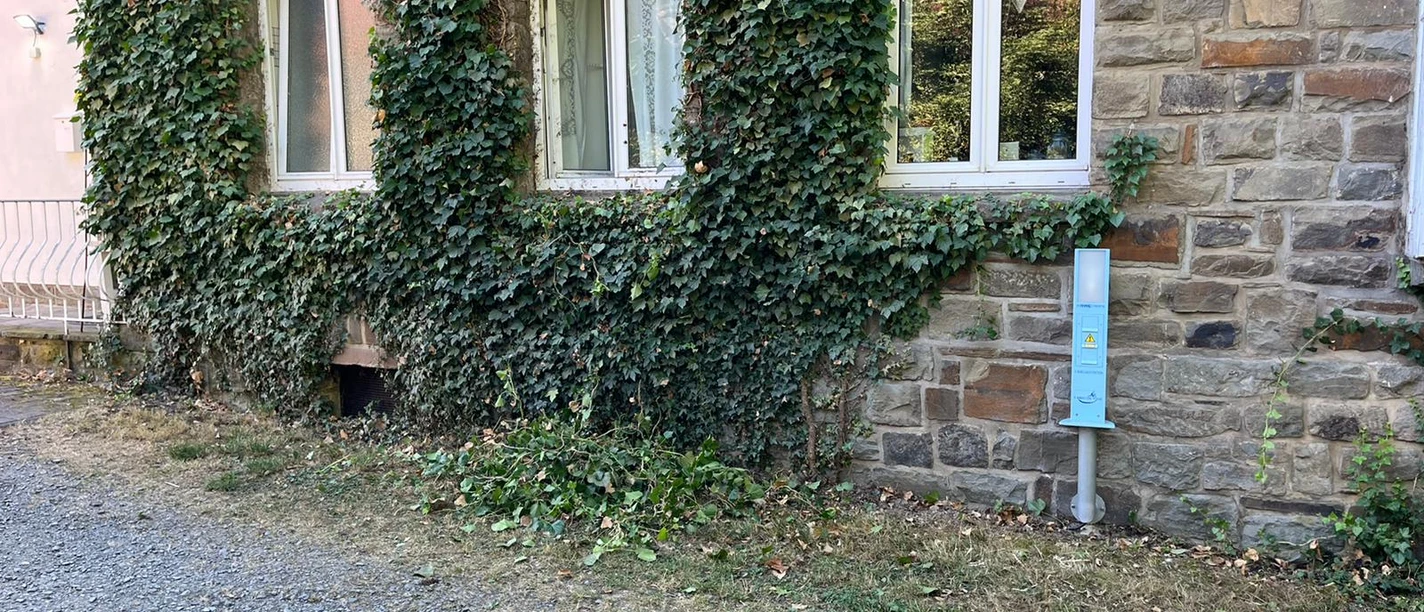 Ladestation am Hostel Kurparkcafe Kokolores