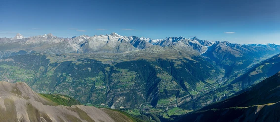 Flugaufnahme von der Aletsch Arena Flugaufnahme von der Aletsch Arena