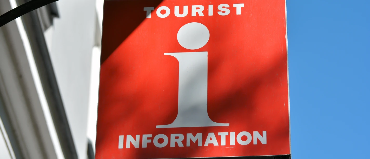 Schild Tourist Info