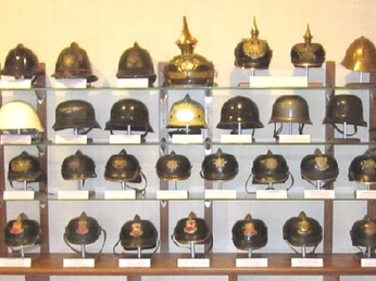 Helme im Feuerwehrmuseum Hameln-Pyrmont