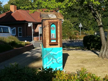 Bücherschrank Neuhaus an der Oste