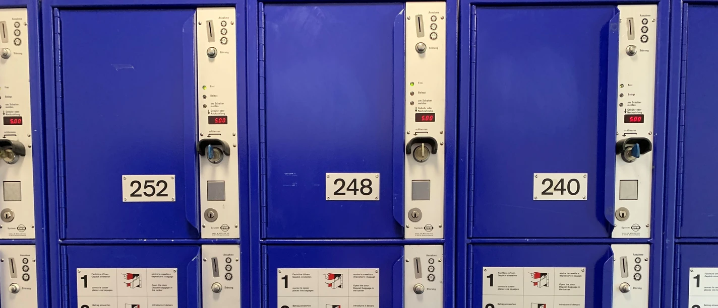 Stockbild-Gepäckaufbewahrung.jpg