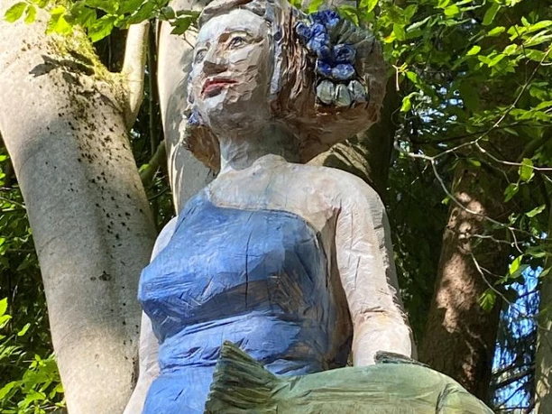 Wasserfrau