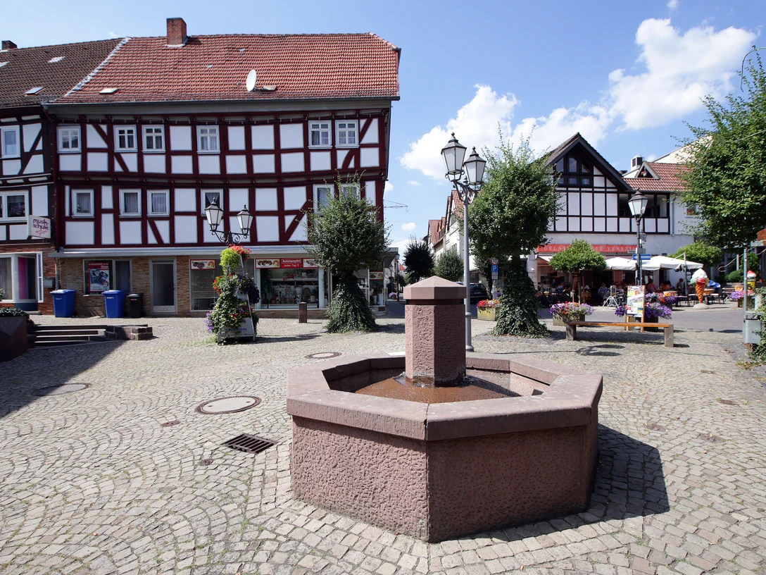 Neukirchen - Fußgängerzone Brunnen Neukirchen - Fußgängerzone Brunnen