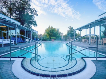 Thermalbad Aukammtal Außenbecken Thermalbad Aukammtal Außenbecken