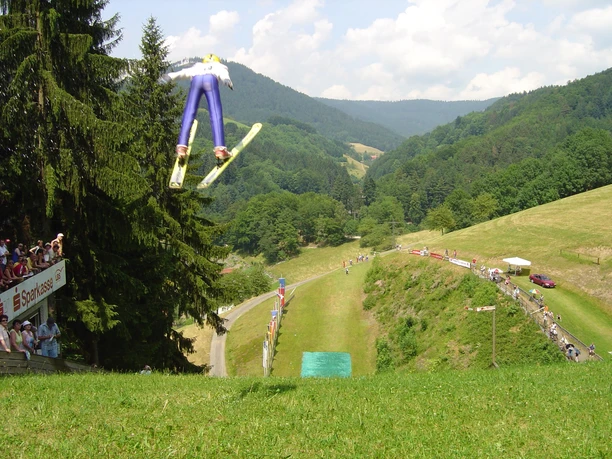 Internationales Sommerskispringen in Bad Peterstal-Griesbach
