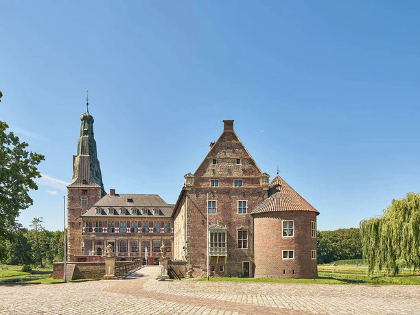 raesfeld-schloss-1