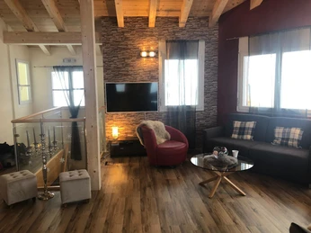 25b4ac4b-d333-47b6-bf06-1dc8f182f3a2