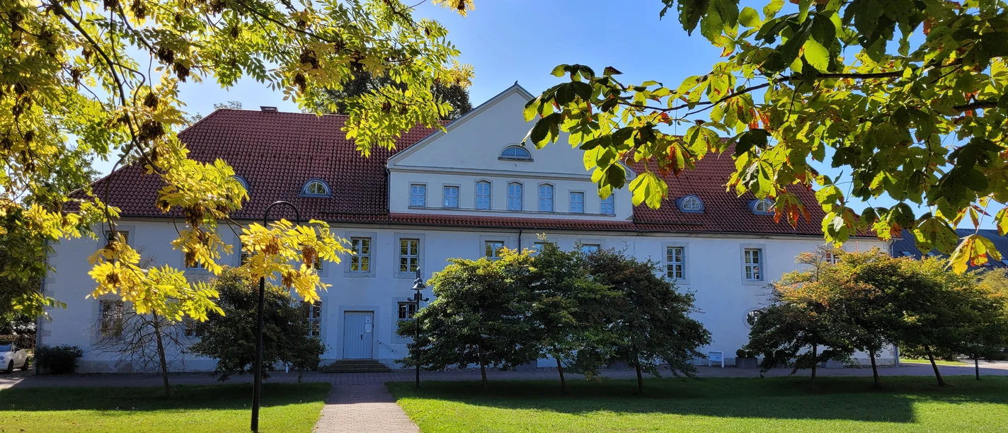 Kniestedter Herrenhaus 1.jpg