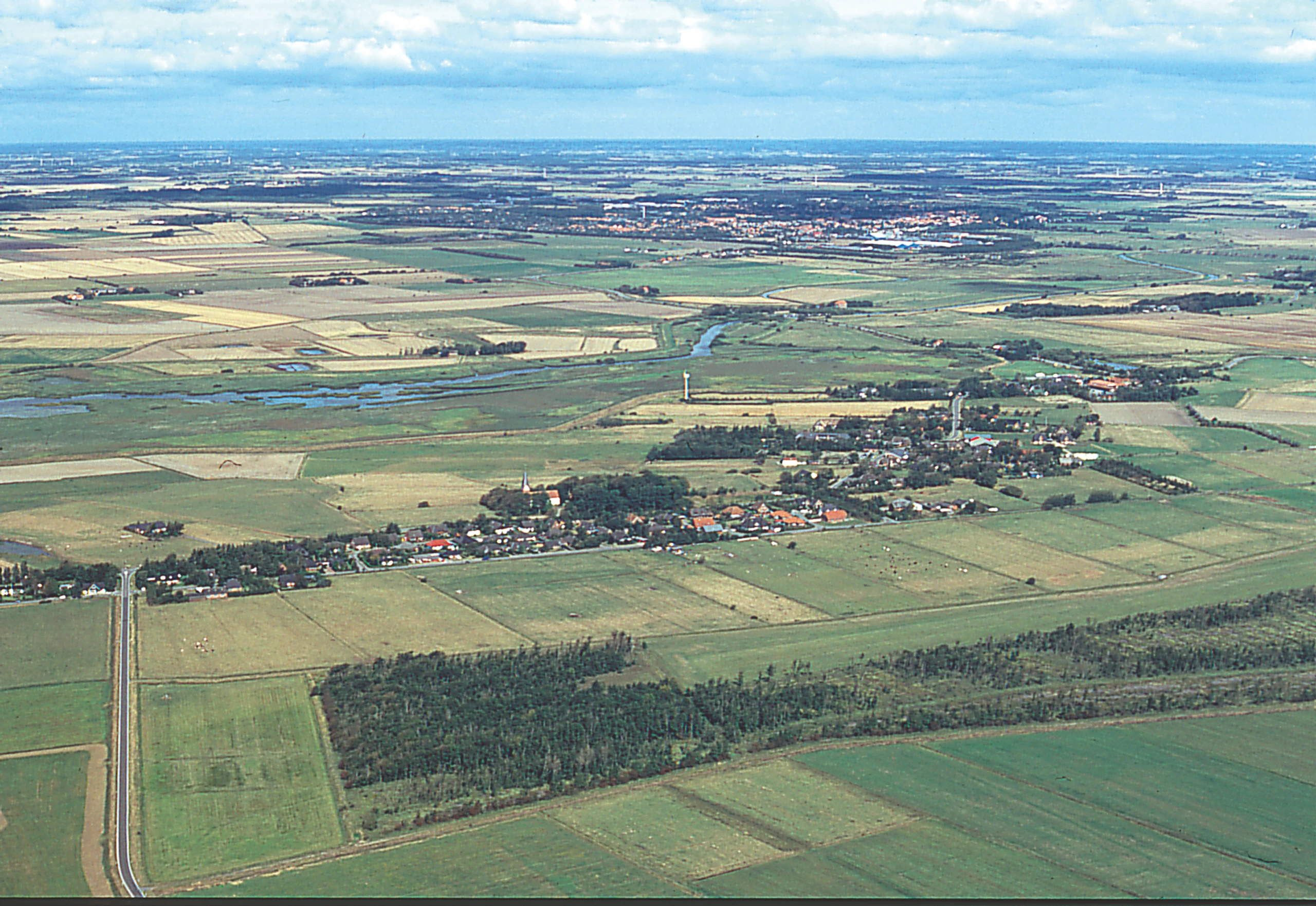 Luftbild Blick über Aventoft.jpg