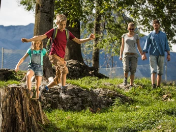 Wandern Outdoor_SHP.jpg