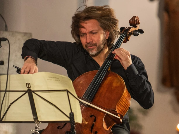 david_cohen__cello.jpg