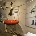 Heringsfängermuseum Ein Ausstellungsraum im Heringsfängermuseum zeigt historische Rettungsgeräte.