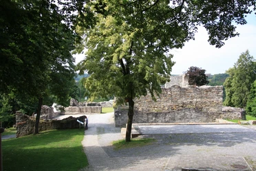Burgruine Ringelstein | Büren