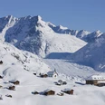 Enjoy the wintery Valais Alps in the destination Blatten-Belalp in an unforgettable way. Aletschbord Hotel Belalp GletscherAletschbord Hotel Belalp GlacierAletschbord Hôtel Glacier Belalp
