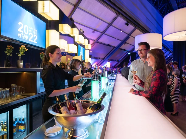 Tagungsraum BACKSTAGE CLUB in der Eventlocation QUARTERBACK Immobilien ARENA | Leipzig Convention Bureau Tagungsraum BACKSTAGE CLUB in der Eventlocation QUARTERBACK Immobilien ARENA - präsentiert vom Leipzig Convention Bureau