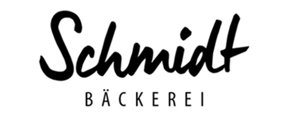 Bäckerei Schmidt Logo der Bäckerei Schmidt mit elegantem Schriftzug und dem Wort "Bäckerei" in Großbuchstaben.