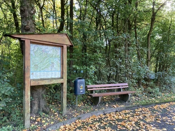 Wohnmobilstellplatz | Büren-Ringelstein