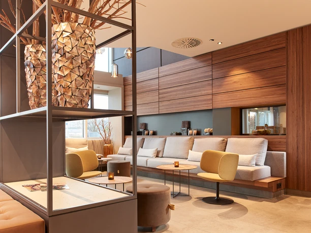 Lounge im Tagungshotel Sachsenpark-Hotel | Leipzig Convention Bureau Lounge im Tagungshotel Sachsenpark-Hotel - präsentiert vom Leipzig Convention Bureau