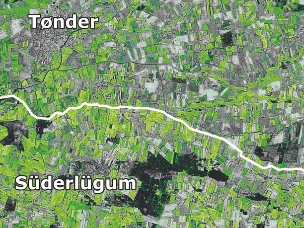 Südlich der Grenze gibt es mehr Weideflächen, nördlich dominiert der Ackerbau.jpg