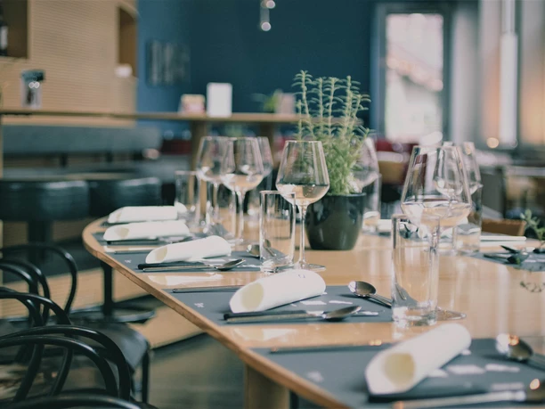 Restaurant_MythenForum_0.jpg