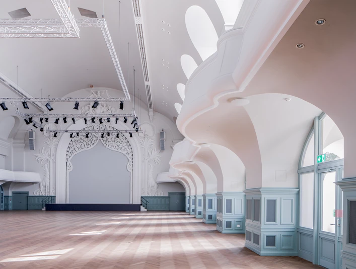 Großer Saal meeting room at the event venue Kongresshalle am Zoo | Leipzig Convention Bureau Tagungsraum Großer Saal in der Eventlocation Kongresshalle am Zoo – präsentiert vom Leipzig Convention BureauGroßer Saal meeting room at the event venue Kongresshalle am Zoo – presented by the Leipzig Convention Bureau