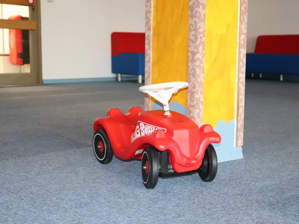 Kinderspielraum-Haus-des-Kurgastes-Juist.JPG Kinderspielraum-Haus-des-Kurgastes-Juist