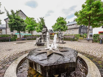 linnenkerlplatz-willingen c) y-site-alibek-kaesler.jpg