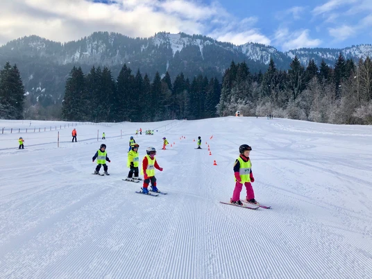 Skikurs am Schnitzlerwieslift